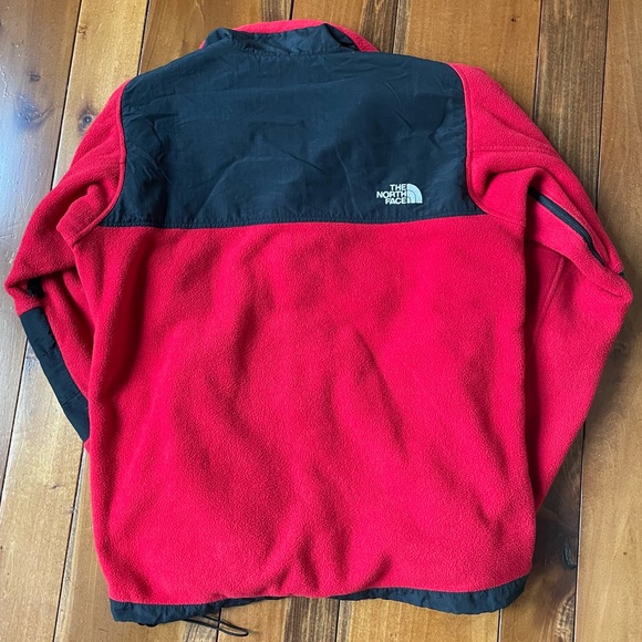 The North Face Fleece Denali Jacket Red and Black - Picture 5 of 5